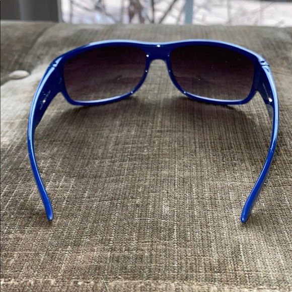Children’s Place Sunglasses - Picture 4 of 7